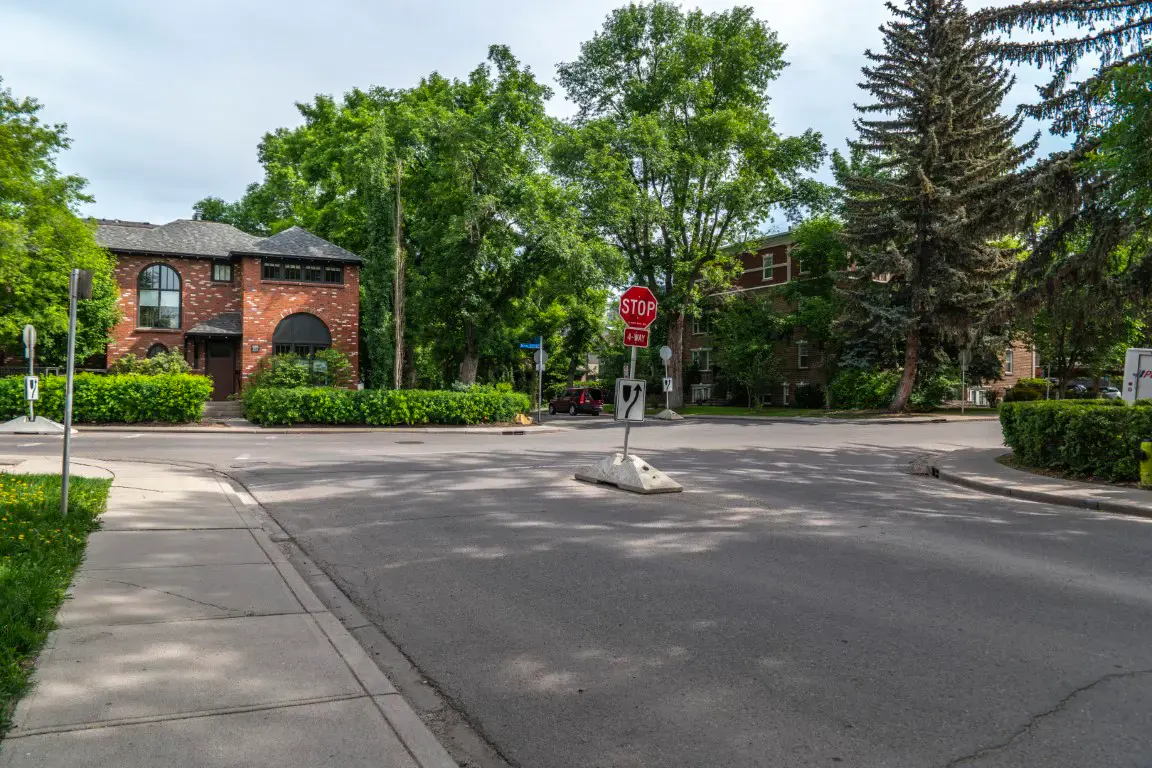 Cliff Bungalow community in Calgary